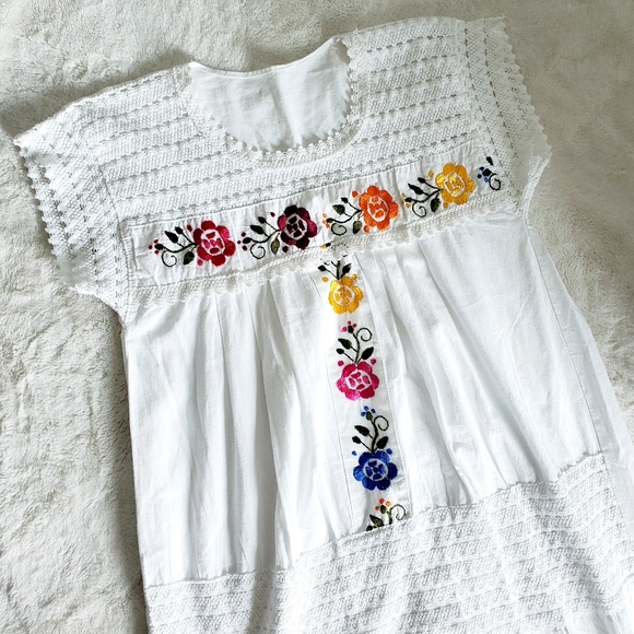 Vintage Dresses & Skirts - VINTAGE boho Swedish embroidered dress